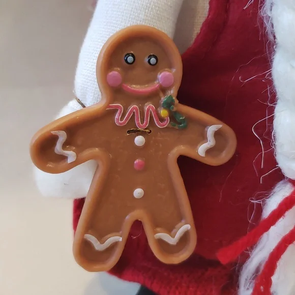 North Pole Trading Co. Baker Gnome - Picture 7 of 13